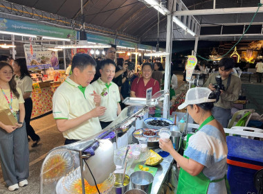 พิธีเปิดงานแสดงและจำหน่ายสินค้าเกษตรปลอดภัยและสินค้าเกษตรอัตลักษณ์พื้นถิ่น ประจำปีงบประมาณ พ.ศ. 2568 ... พารามิเตอร์รูปภาพ 6