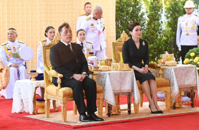 พระเจ้าอยู่หัวและพระราชชินี ทรงเปิดอาคารมูลนิธิพระดาบส ... พารามิเตอร์รูปภาพ 1